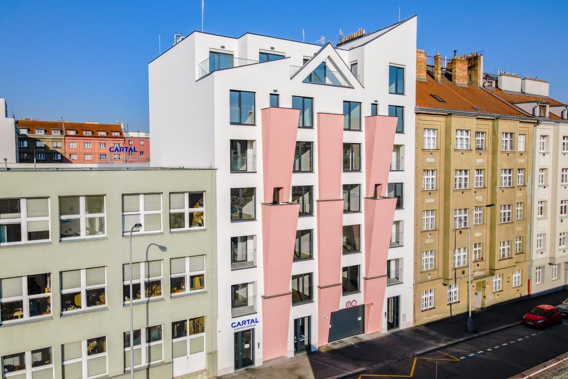 Developersky projekt Harfa Yard 3